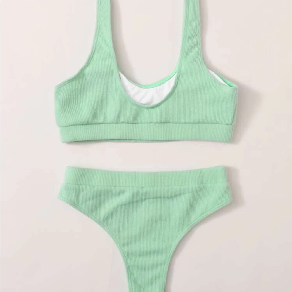 High Waisted Ribbed Bikini - Picture 4 of 4